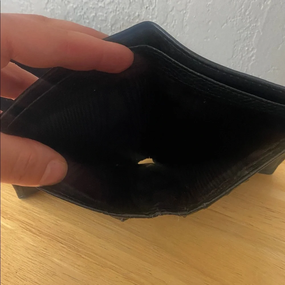 GG Marmont Bifold Wallet - Black Leather